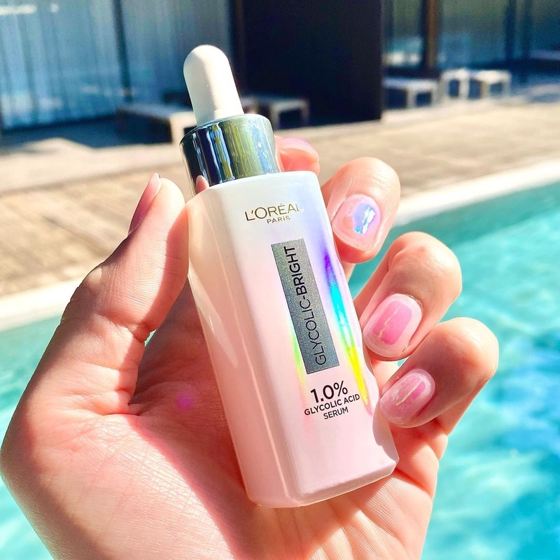 3 Serum dưỡng sáng chân ái của mình trong năm 2025