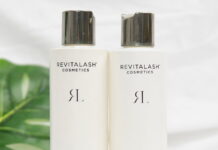 Cặp dầu gội và dầu xả RevitaLash cho tóc mỏng yếu Dầu gội và dầu xả RevitaLash là bộ đôi chăm sóc tóc cao cấp đến từ Mỹ