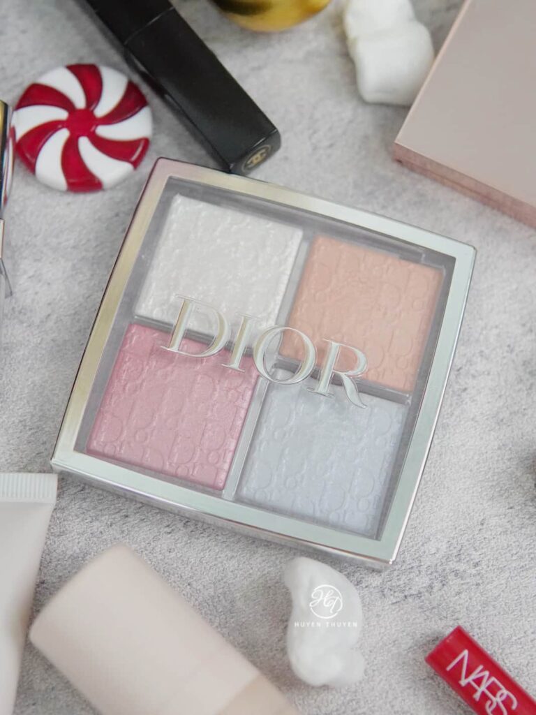 Dior Highlight cho makeup giáng sinh