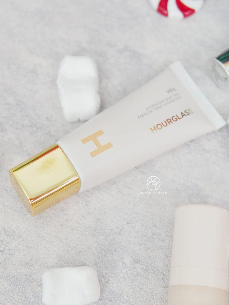 kem nền Hourglass Veil Hydrating Skin Tint 