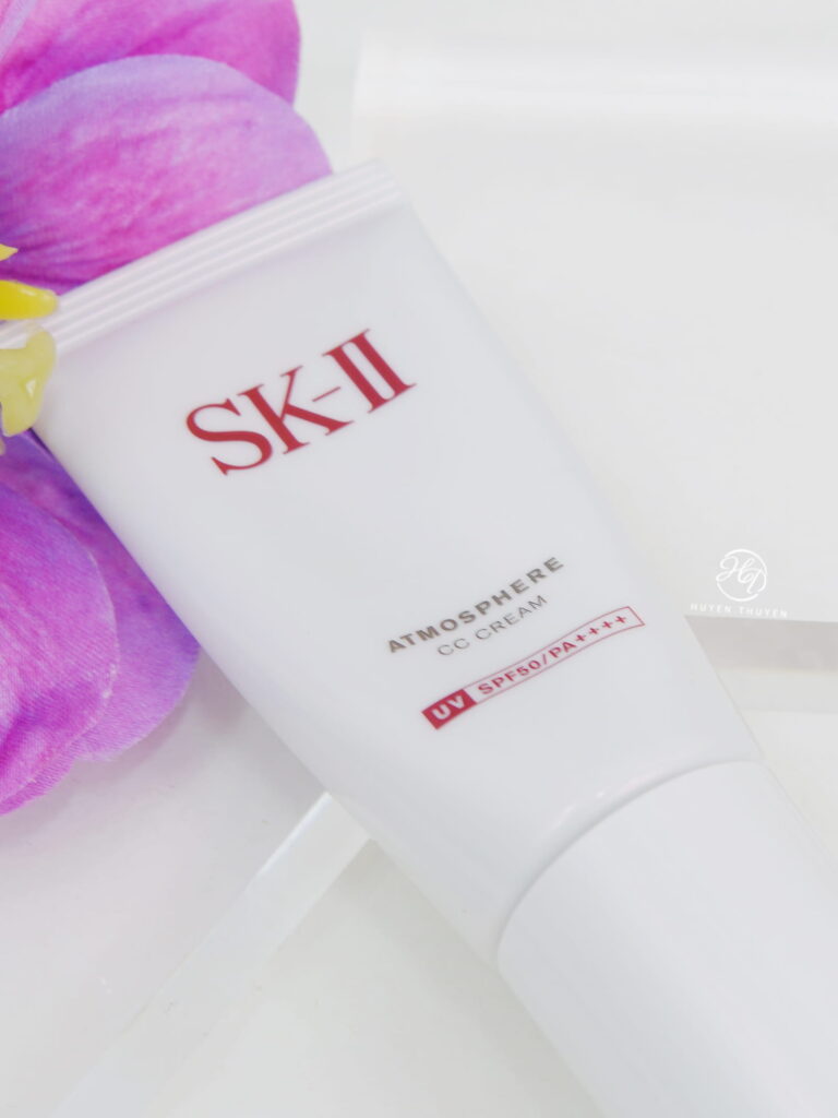 Kem Chống Nắng SK-II bảo vệ da và cho ra lớp nền mỏng nhẹ, tự nhiên