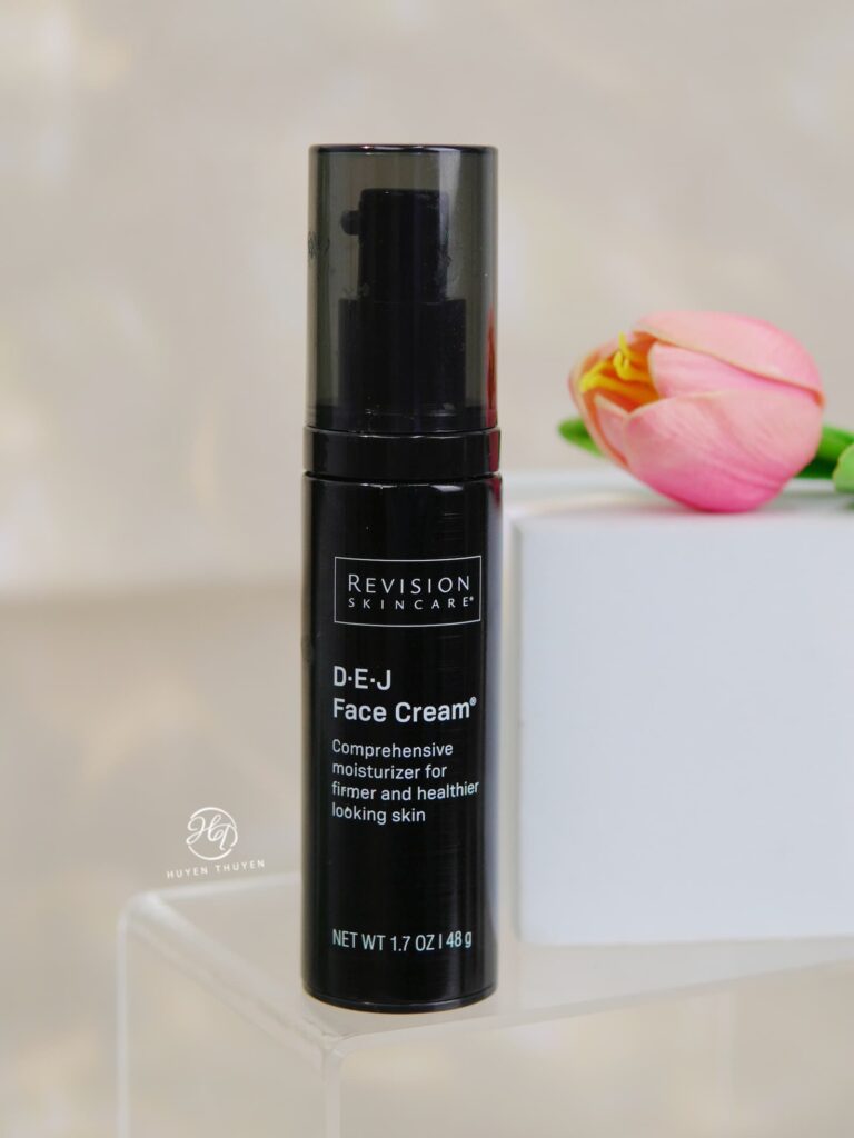 Duy trì độ ẩm và bảo vệ hàng rào da với Face Cream của Revision