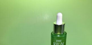 Bộ đôi serum lợi khuẩn và kem chống nắng bảo vệ da trước mụi mịn