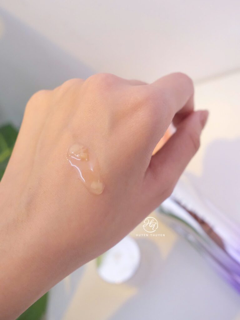 serum chăm sóc da toàn diện, phù hợp với làn da đã có dấu hiệu tuổi tác và cần cải thiện đồng thời sắc tố