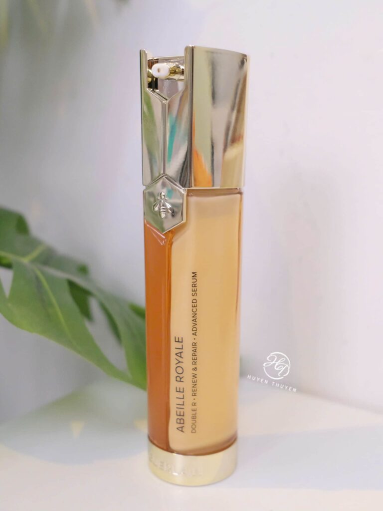 serum chăm sóc da Guerlain Abeille Royale Double R Serum này vào thời điểm da bị khô và bong nhẹ vì thời tiết