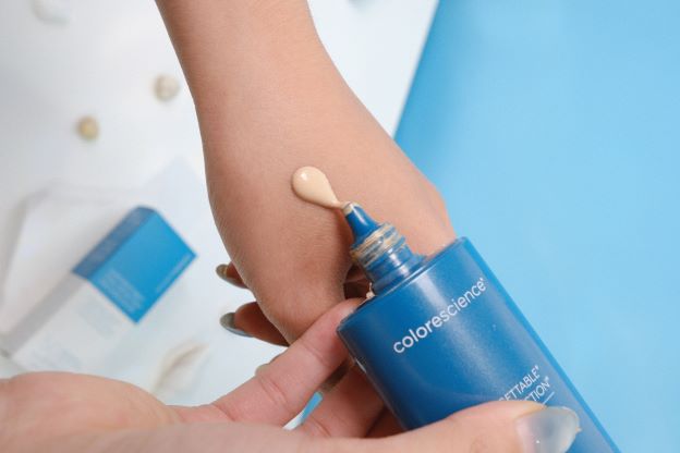 Colorescience Glow: "Chân ái" kem chống nắng cho làn da căng bóng khỏe mạnh