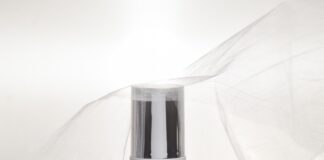 Skincare đi biển không phải lo da xấu nhờ top 3 Bảo Bối "Cứu Tinh" Của Mình!