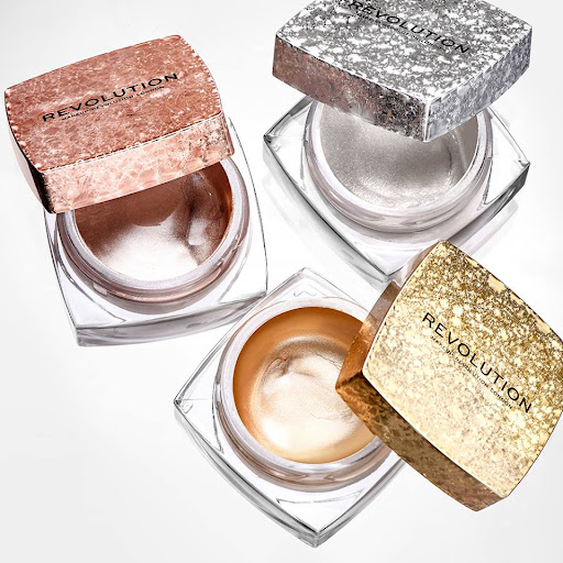 Chọn Highlight và Má Hồng Tự Nhiên Cho Nàng Da Trung Bình Sáng
