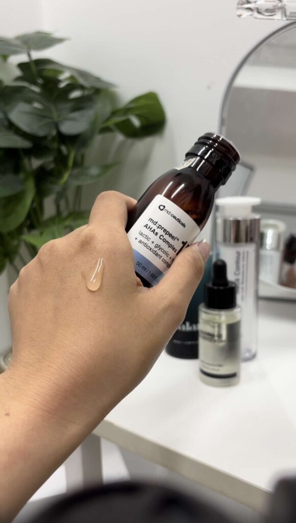 Routine buổi tối cho nàng da hỗn hợp thiên khô và thâm mụn