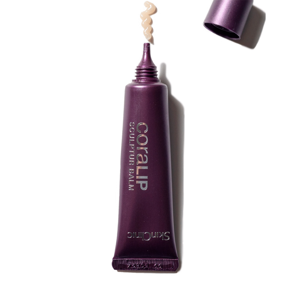 So sánh hai em son dưỡng quốc dân của Dior và SkinClinic