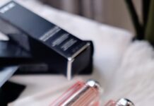 Đập hộp em Má Hồng Dior Backstage Rosy Glow Stick vừa ra mắt các nàng ơi!