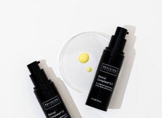 Chấm điểm Retinol 2025 đánh giá chi tiết các dòng đình đám Chấm điểm Retinol 2025 đánh giá chi tiết các dòng đình đám