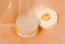 Enzyme Dứa đa nhiệm cho các nàng da mụn đây rồi! Enzyme Dứa đa nhiệm cho các nàng da mụn đây rồi!