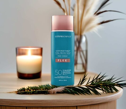 So sánh kem chống nắng Martiderm light và Colorescience Flex, em nào lợi hại hơn?