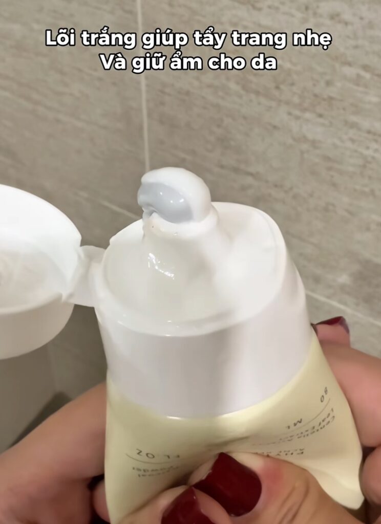 Sữa rửa mặt 2 trong 1 Retolab Phytoclear Acne Relief Cleanser