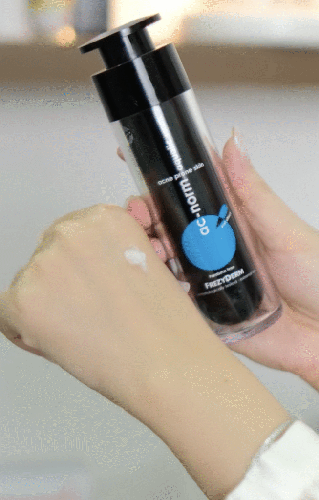 Frezyderm Ac-Norm Aquatic Serum “cứu tinh” cho da dầu mụn ngày hè