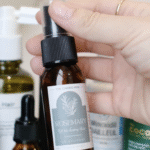 Top 3 xịt dưỡng tóc giảm rụng chân ái đây các nàng ơi!