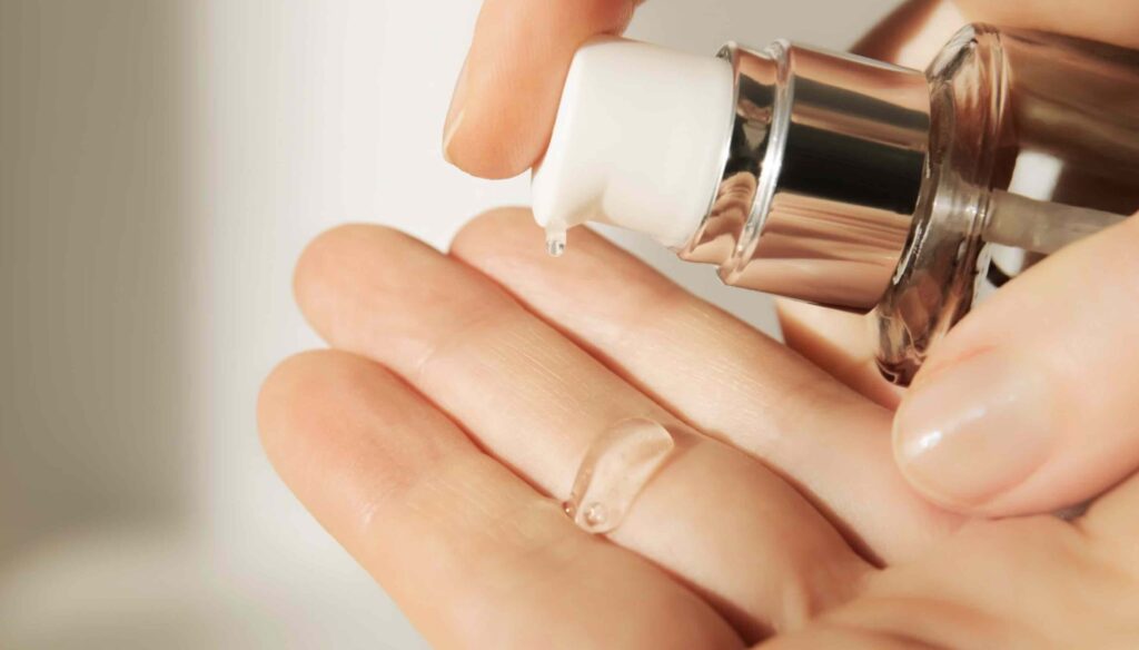 Lý giải nguyên nhân dùng Retinol và hiện tượng đẩy mụn