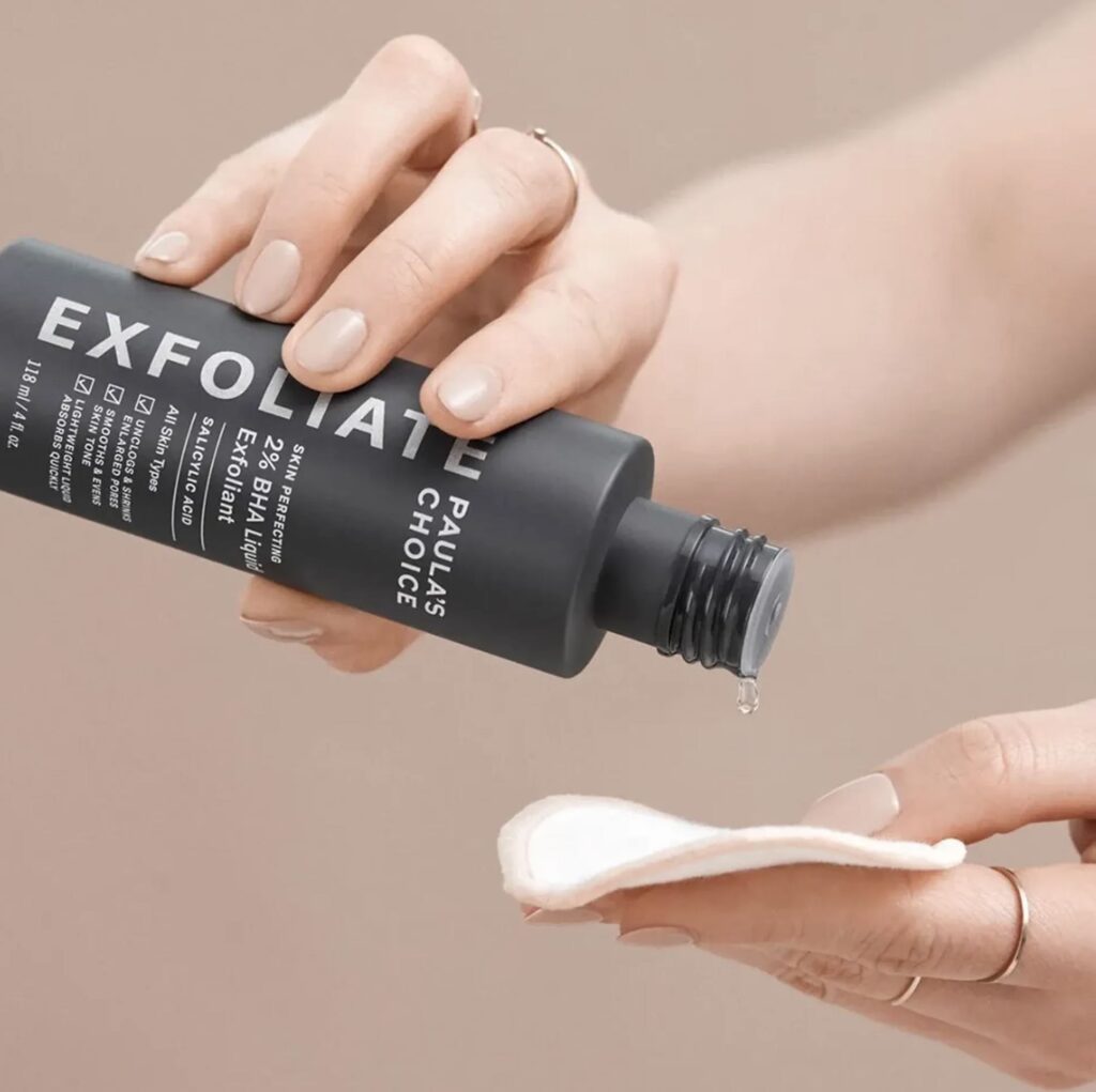 Paula's Choice 2% BHA Liquid Exfoliant có xứng danh quốc dân cho da dầu mụn