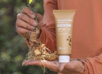 Review kem chống nắng sâm 1700 Cỏ Mềm: Chân ái nâng tông và kiềm dầu cho da mụn Review kem chống nắng sâm 1700 Cỏ Mềm: Chân ái nâng tông và kiềm dầu cho da mụn