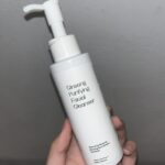 Top sữa rửa mặt cho da dầu mụn hot nhất hiện nay