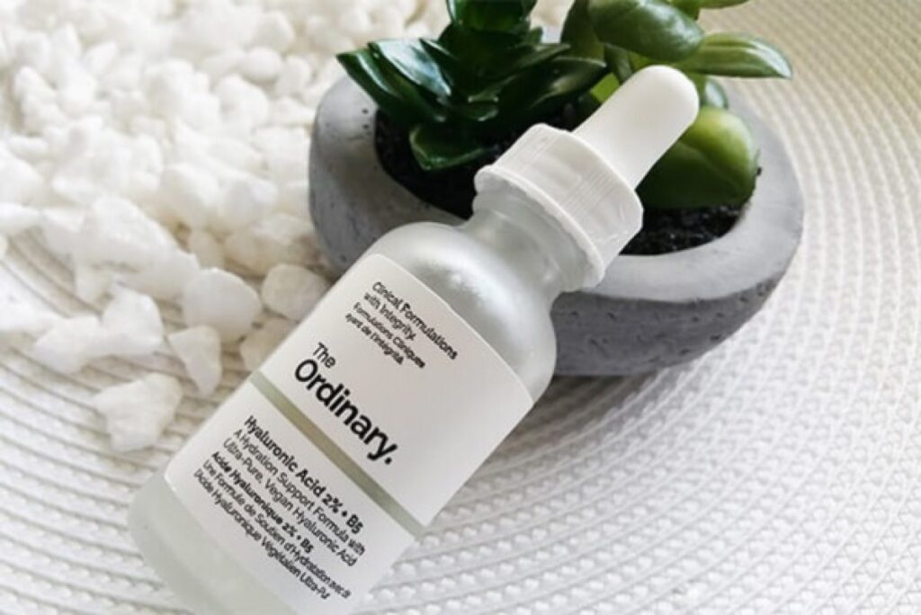 Top serum cấp ẩm chất siêu thấm cho lớp nền hoàn hảo
