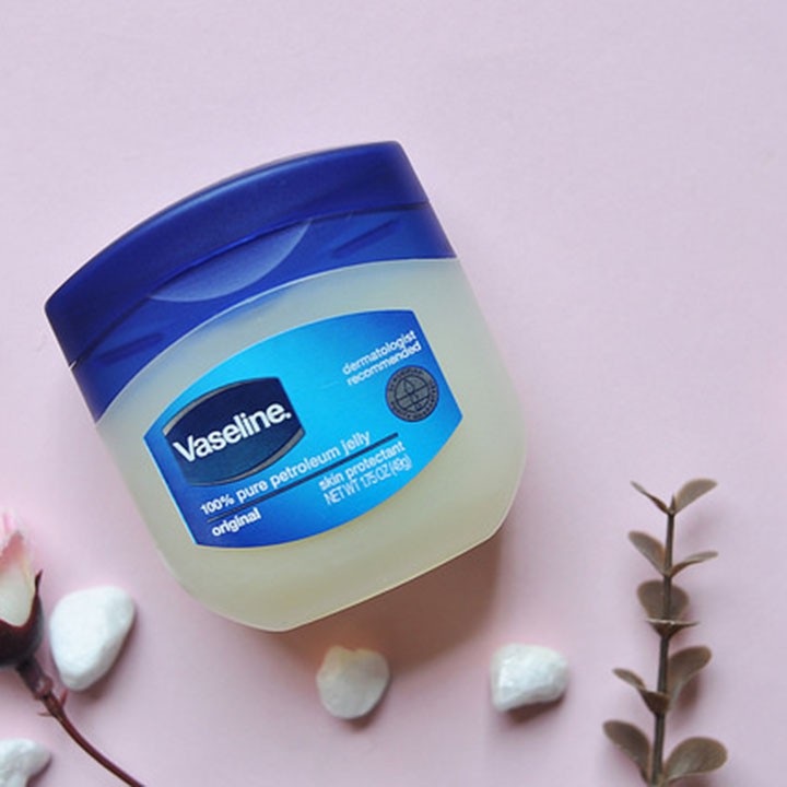 Khám Phá 8 công dụng bất ngờ của Vaseline dưỡng ẩm