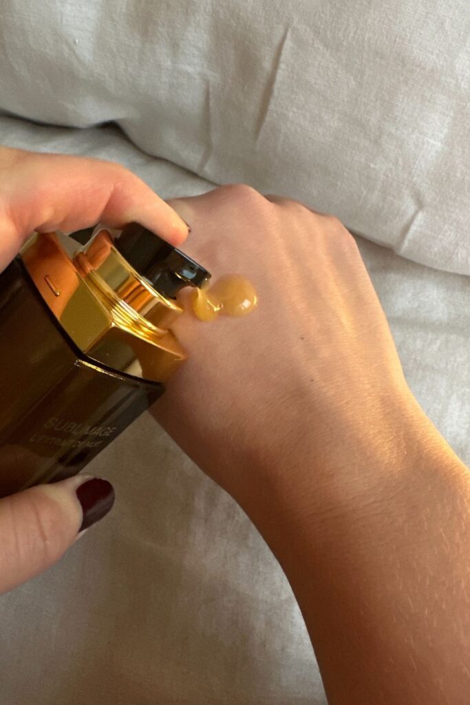 So sánh Clarins Double Serum với 2 em nhà Guerlain và Chanel đình đám