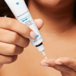 Lý do vì sao Retinol SkinCeuticals xứng đáng là retinol quốc dân
