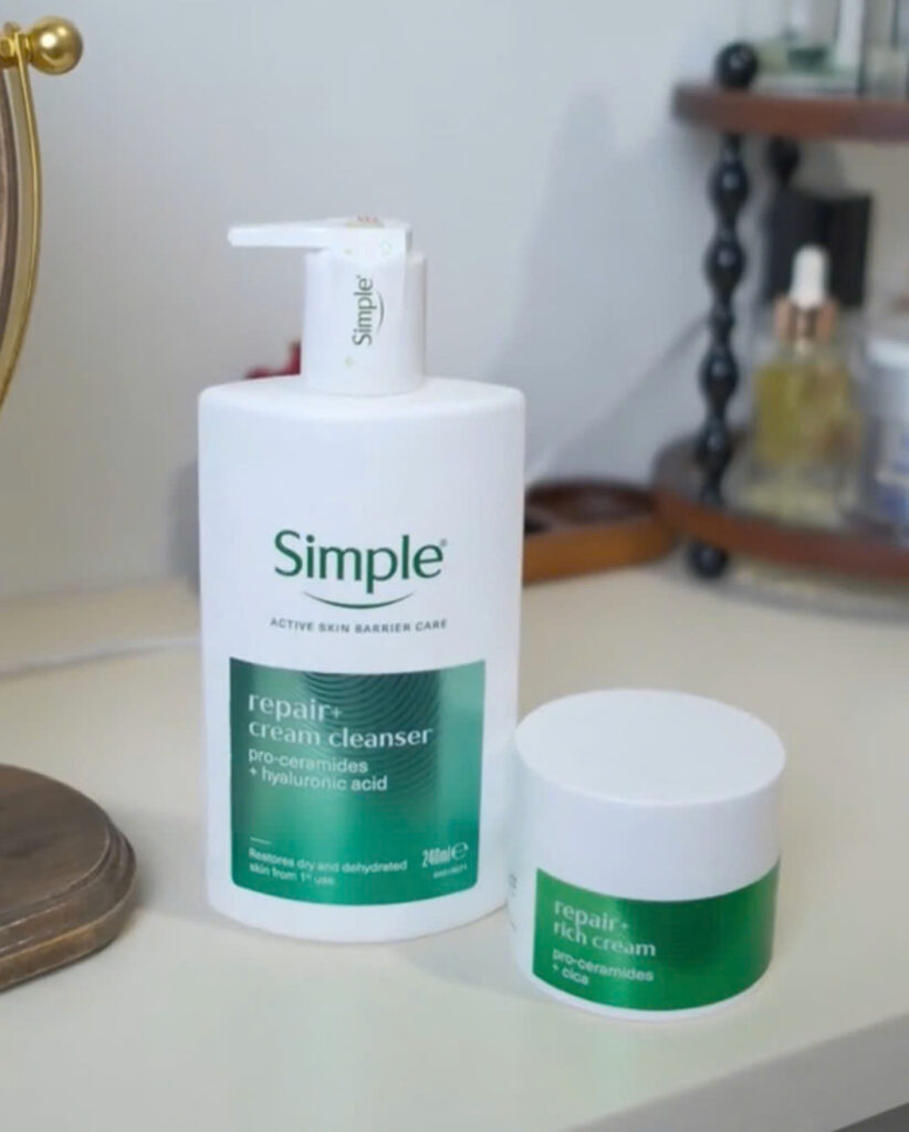 SIMPLE chăm sóc hàng rào da cho những ai đang treatment